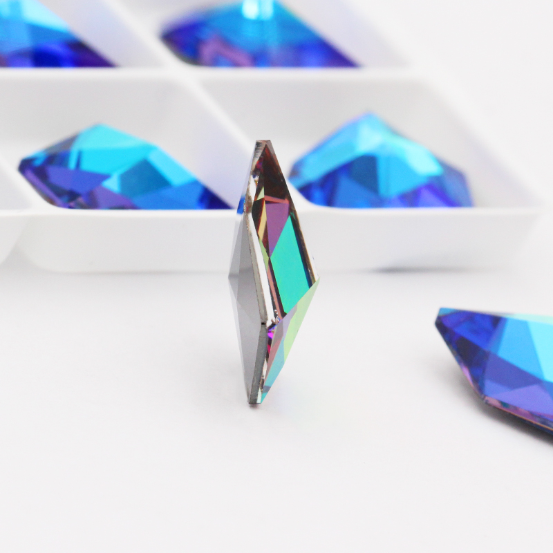 Astrobox K9 Ice Cube Crystal S - مراجعة Art Craft Upholstery وسعره