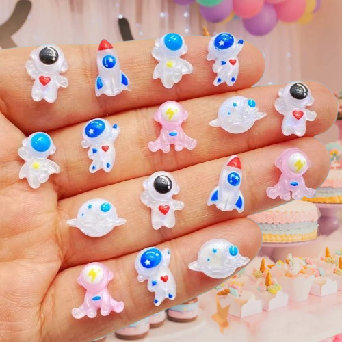 250pcs Mixed Resin Mini Cartoo - مراجعة Art And Craft Rocket وسعره