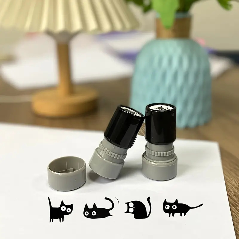 Adorable Tilted Neck Black Cat - مراجعة Art Craft Cat وسعره