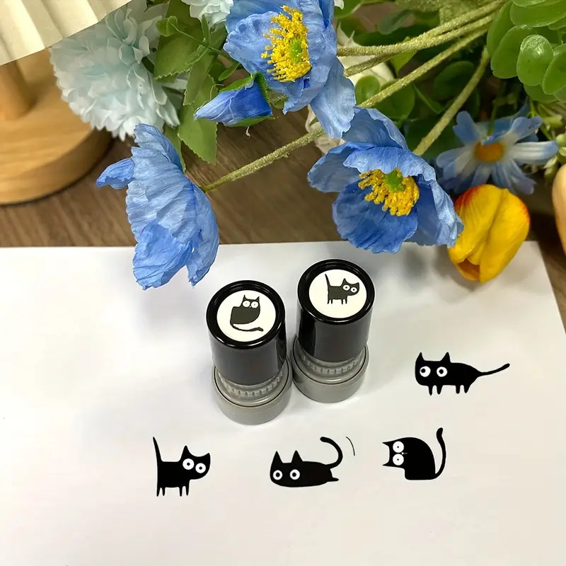 Adorable Tilted Neck Black Cat - مراجعة Art Craft Cat وسعره